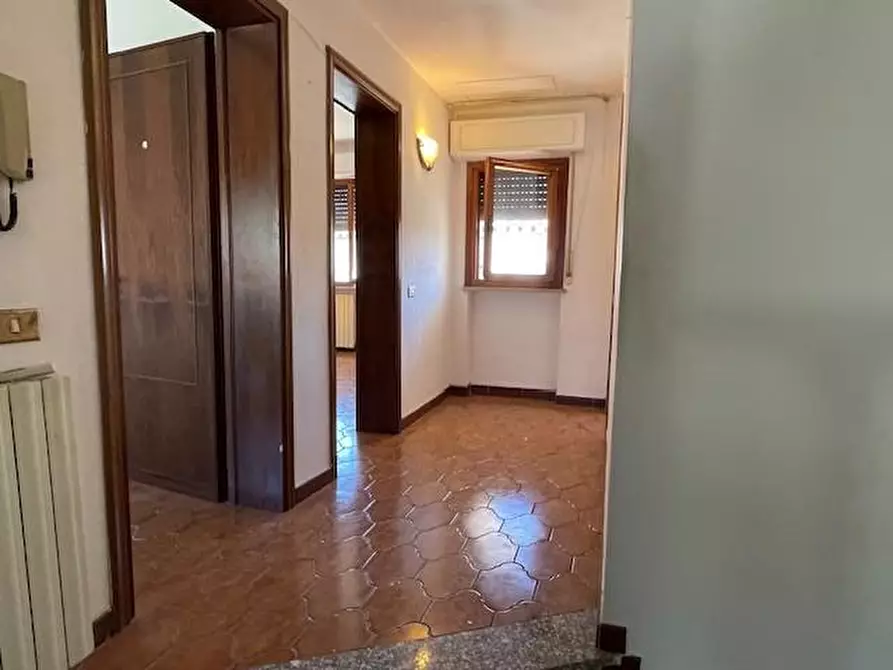 Immagine 11 di Villetta a schiera in vendita  a Vecchiano