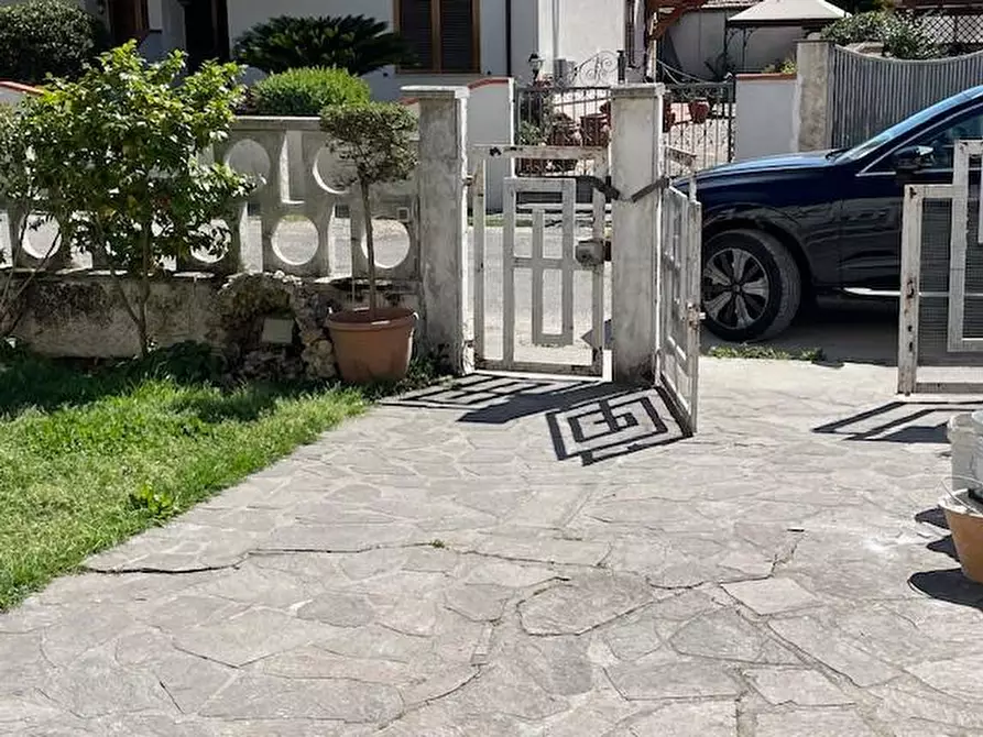 Immagine 22 di Villetta a schiera in vendita  a Vecchiano