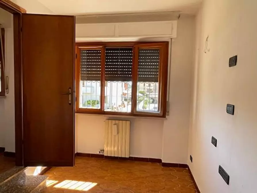 Immagine 18 di Villetta a schiera in vendita  a Vecchiano