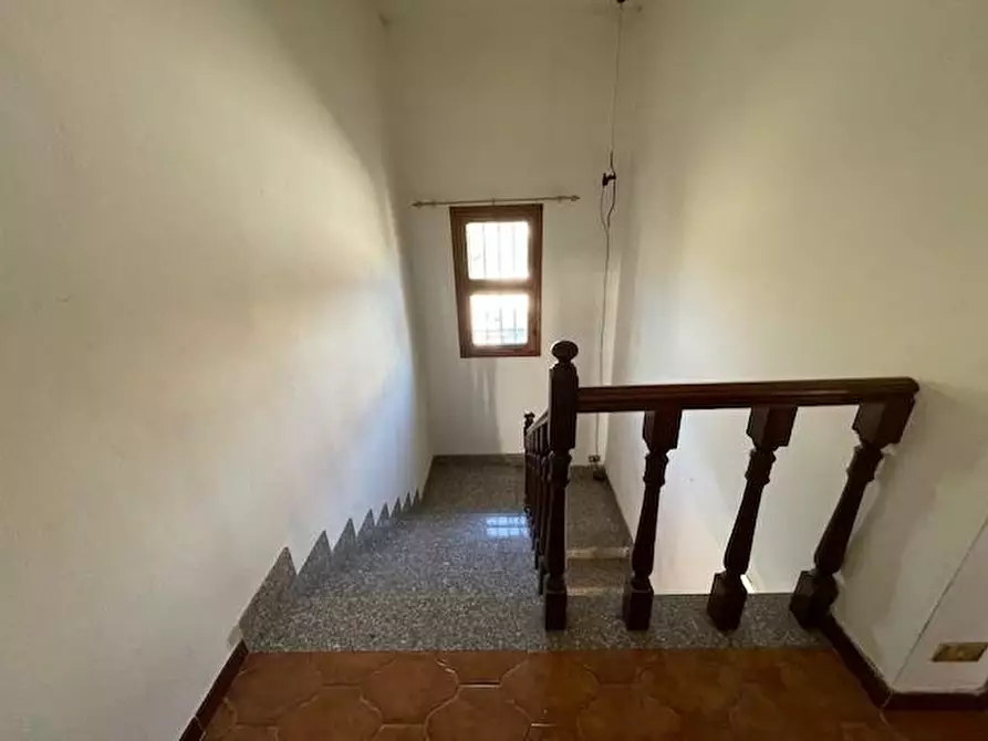 Immagine 10 di Villetta a schiera in vendita  a Vecchiano