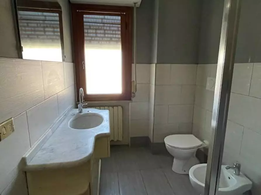 Immagine 15 di Villetta a schiera in vendita  a Vecchiano