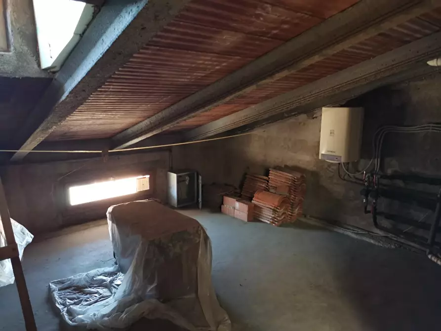 Immagine 26 di Appartamento in vendita  a Colle Di Val D'elsa