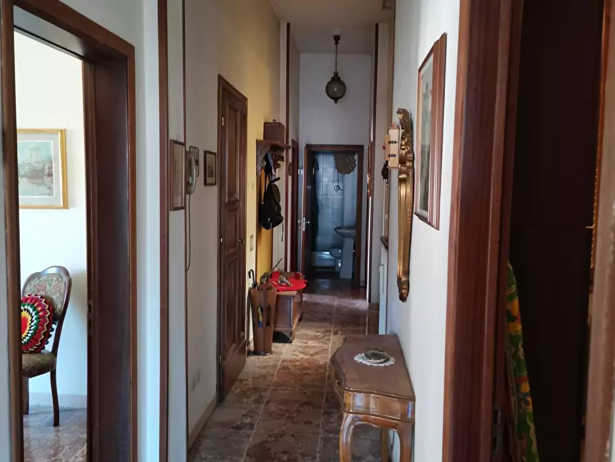Immagine 12 di Appartamento in vendita  a Colle Di Val D'elsa