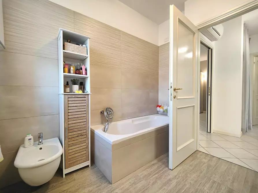 Immagine 6 di Appartamento in vendita  a Santa Croce Sull'arno