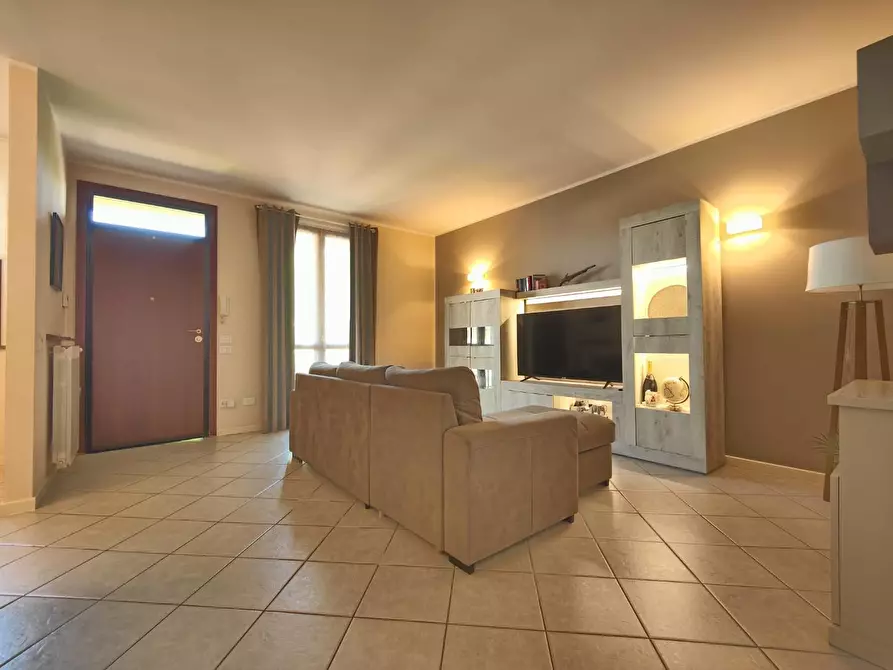 Immagine 11 di Appartamento in vendita  a Santa Croce Sull'arno