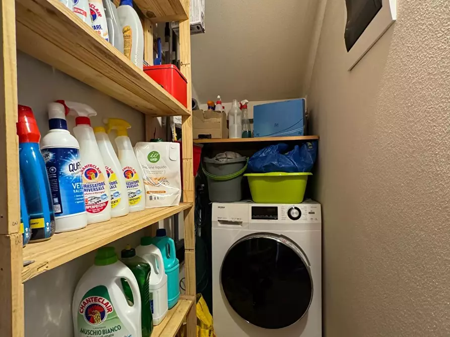 Immagine 14 di Villa in vendita  a Capannori