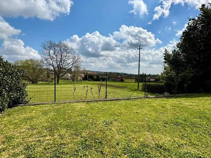 Immagine 38 di Villa in vendita  a Capannori