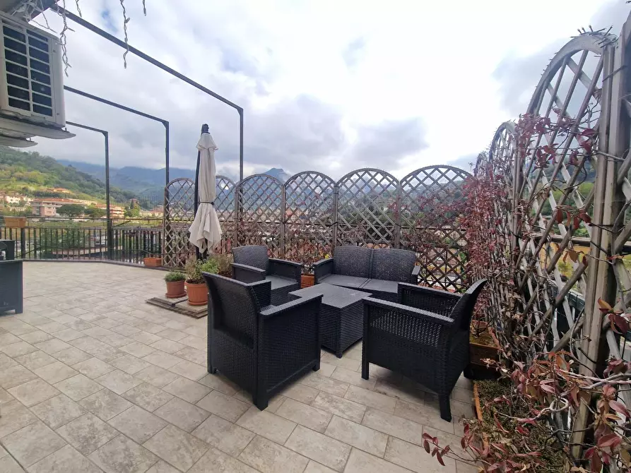 Immagine 13 di Mansarda in vendita  a Carrara