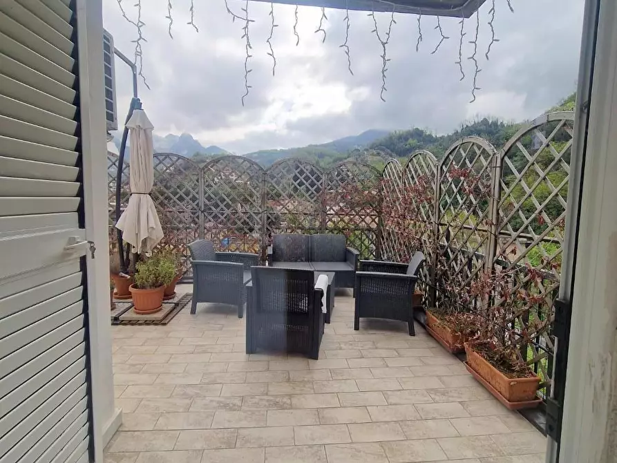 Immagine 12 di Mansarda in vendita  a Carrara