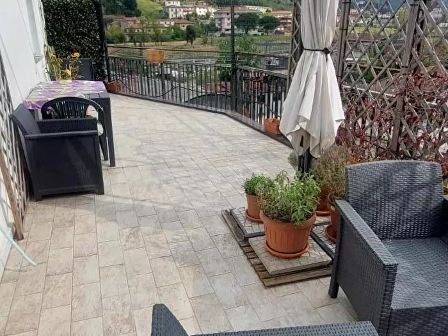 Immagine 22 di Mansarda in vendita  a Carrara