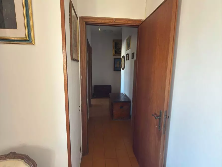 Immagine 6 di Appartamento in vendita  a Carrara