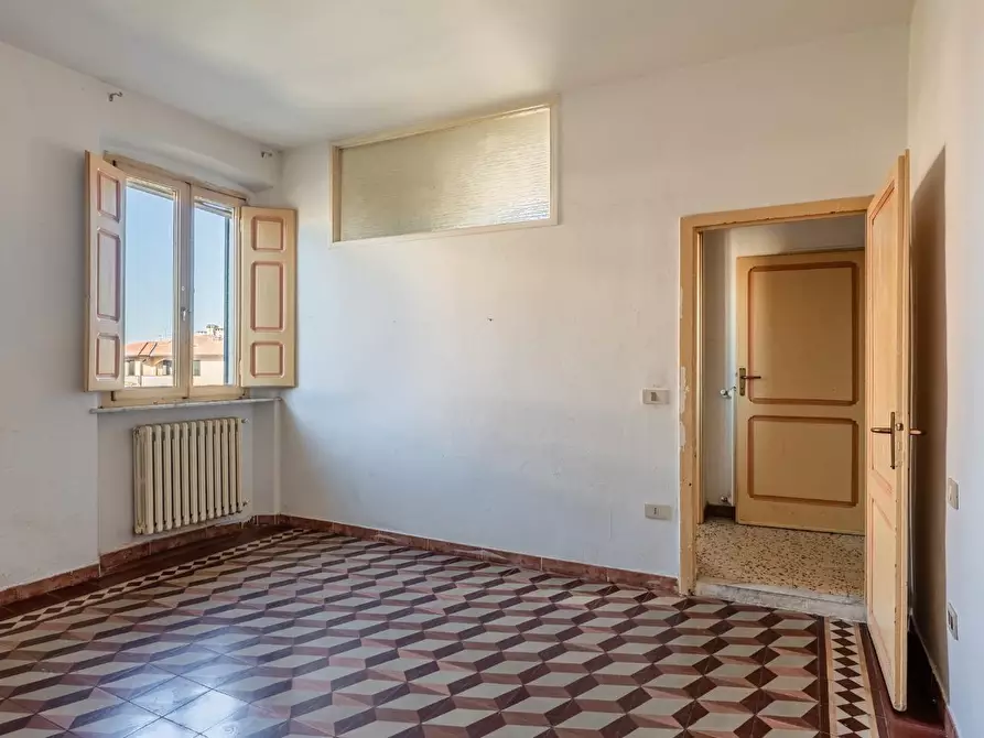 Immagine 14 di Appartamento in vendita  a Pontedera