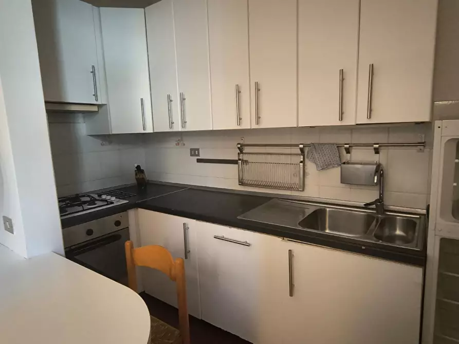 Immagine 11 di Appartamento in affitto  a Camaiore