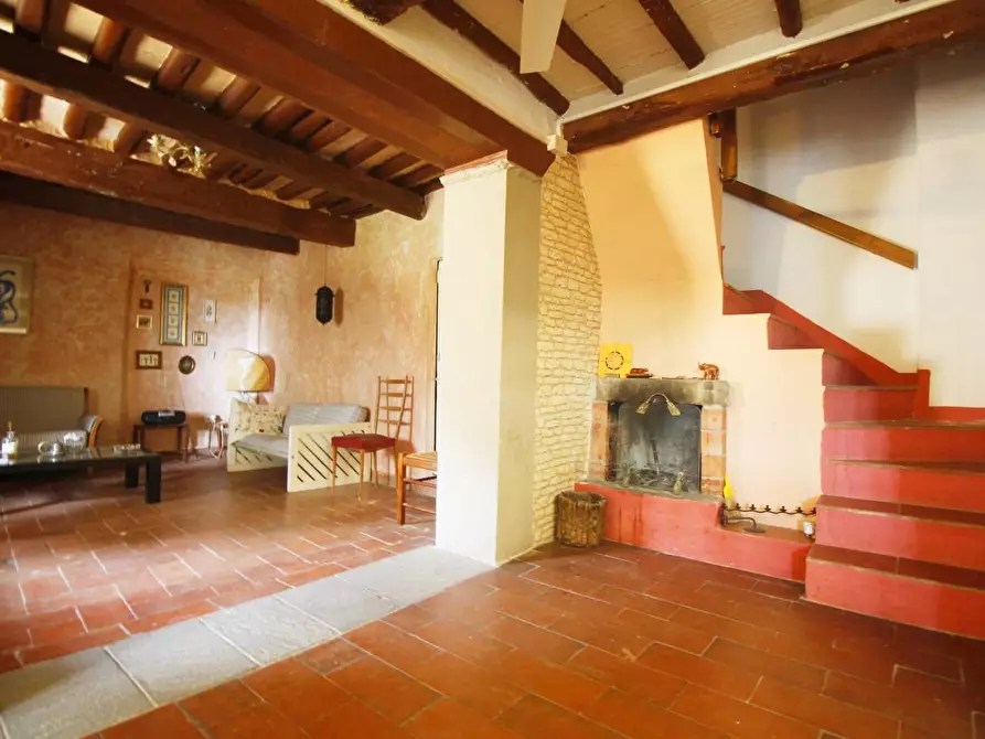 Immagine 3 di Casa colonica in vendita  a Vinci