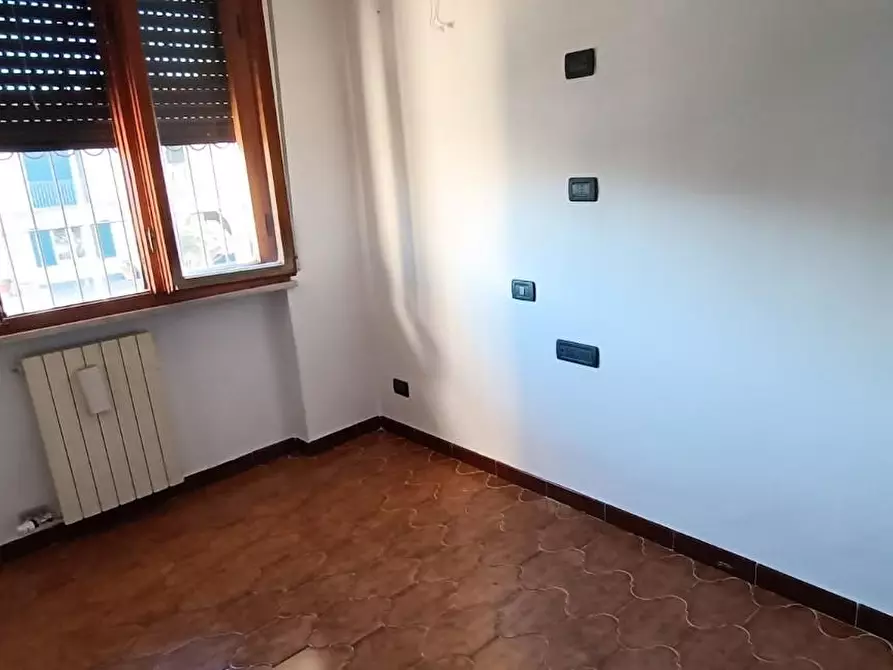 Immagine 11 di Villetta a schiera in vendita  a Vecchiano