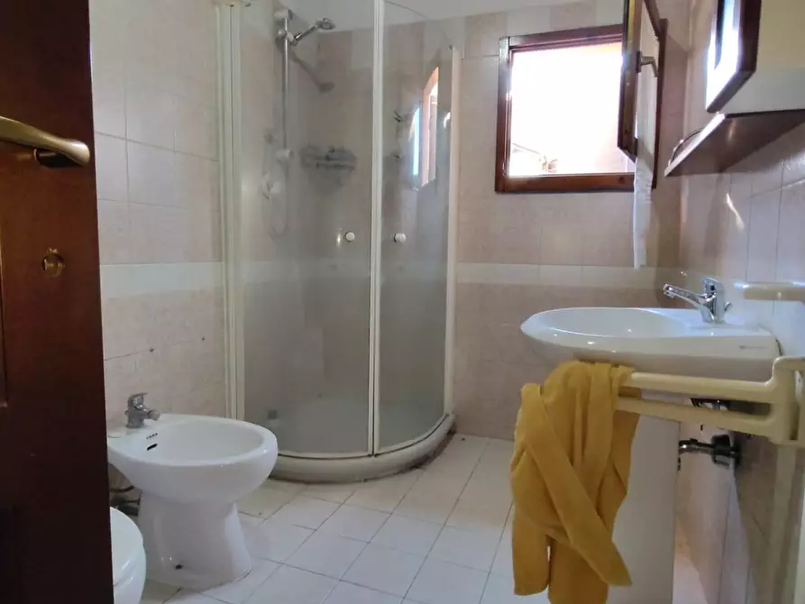 Immagine 6 di Appartamento in vendita  a Cascina
