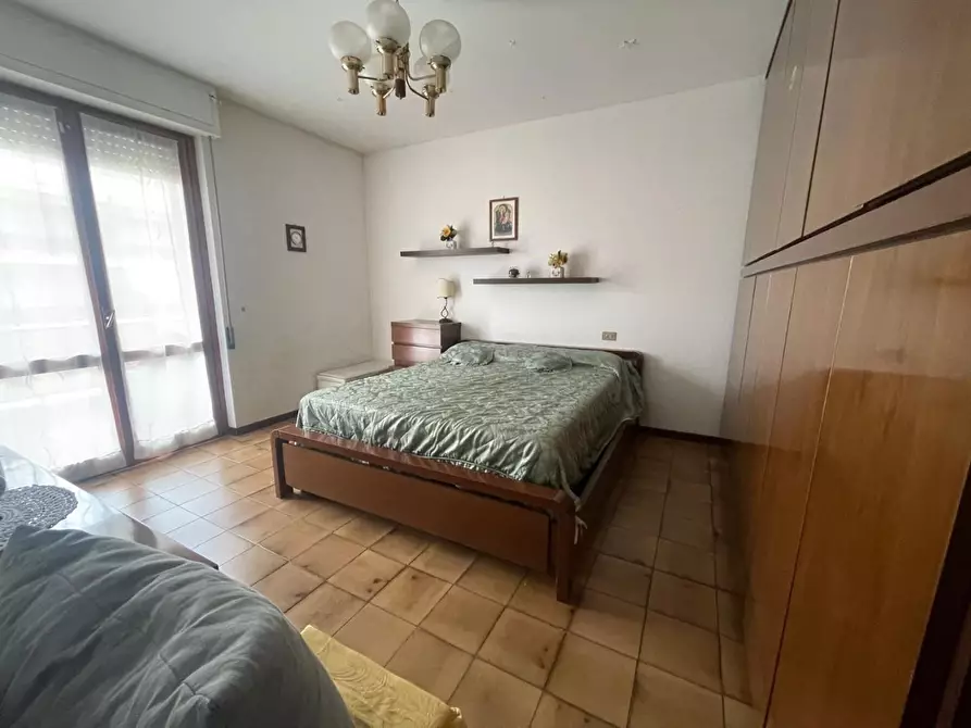 Immagine 14 di Appartamento in vendita  a Carrara