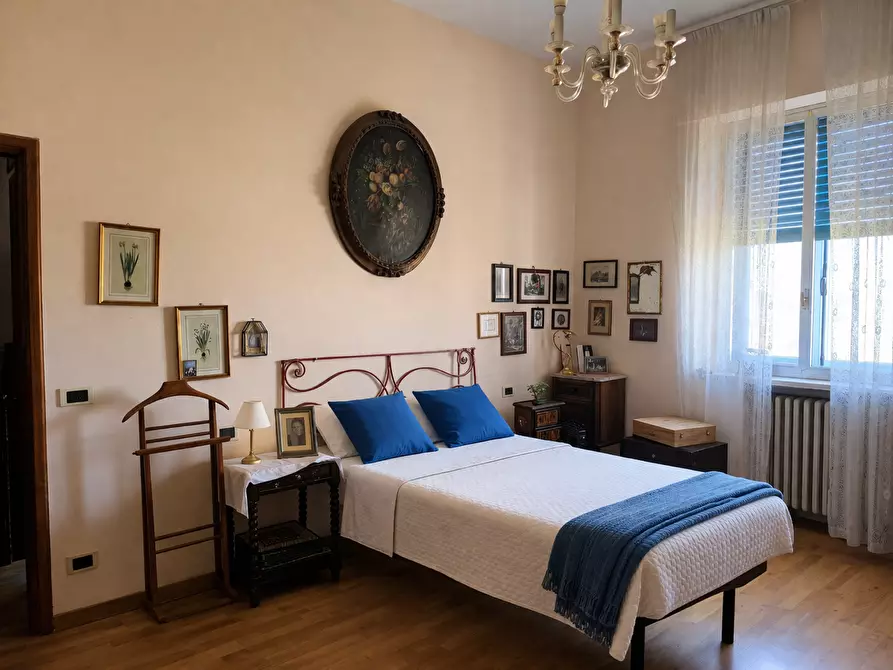 Immagine 7 di Appartamento in vendita  a Siena