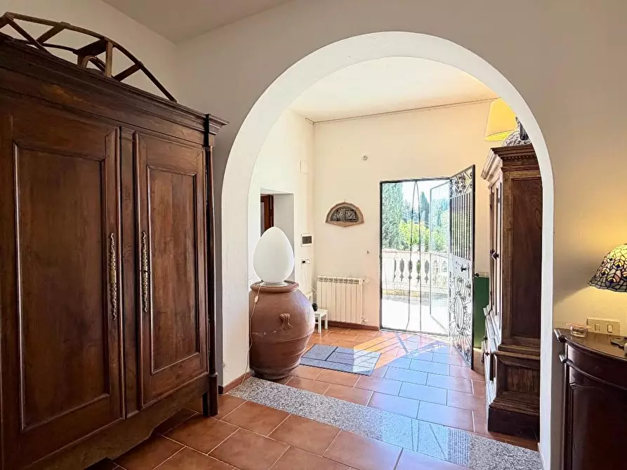 Immagine 6 di Villa in vendita  a San Miniato