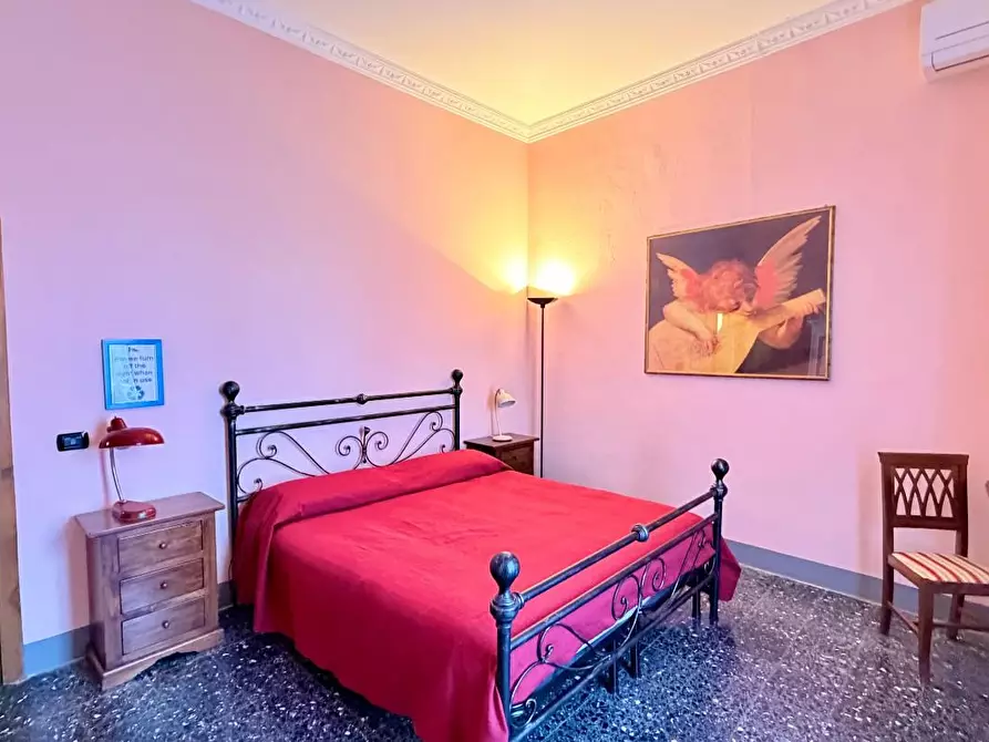 Immagine 46 di Villa in vendita  a San Miniato