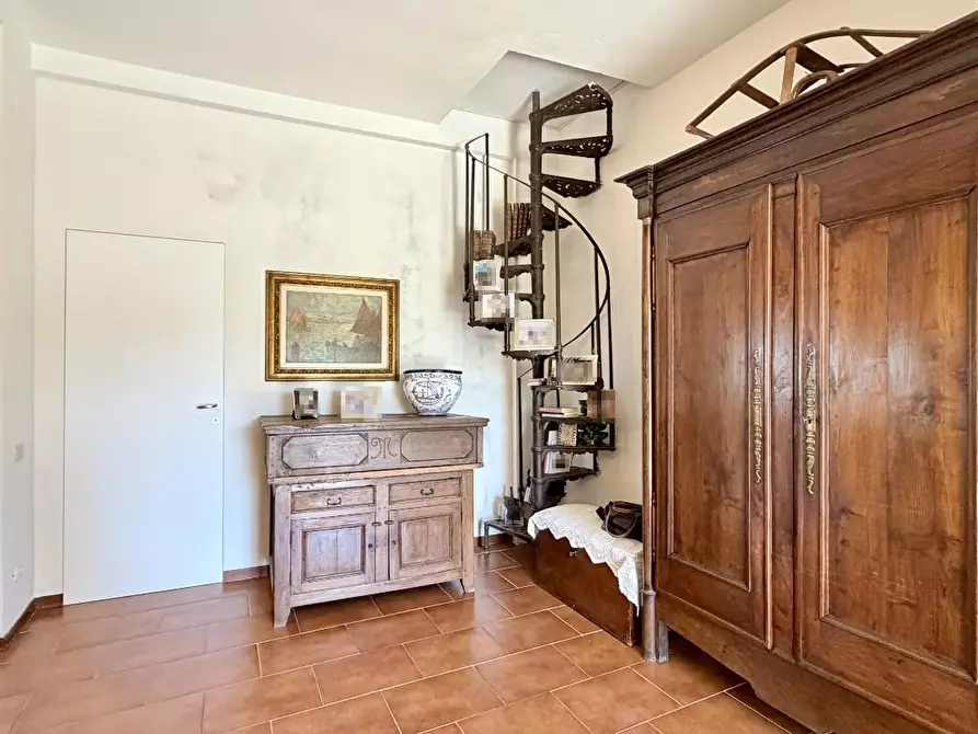Immagine 5 di Villa in vendita  a San Miniato