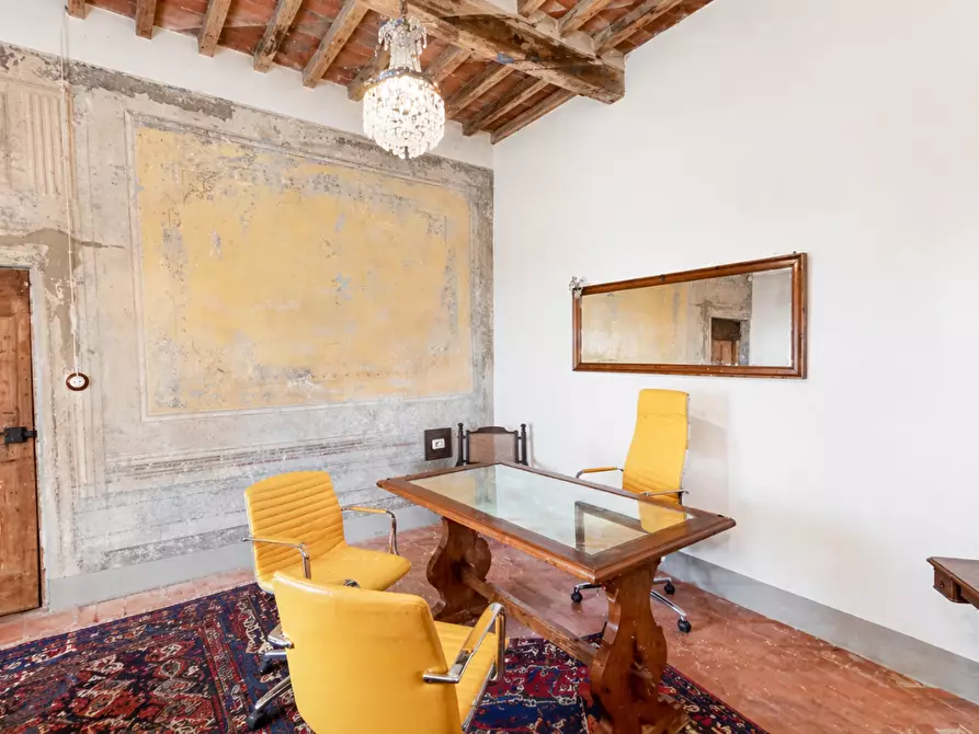 Immagine 36 di Villa in vendita  a San Miniato