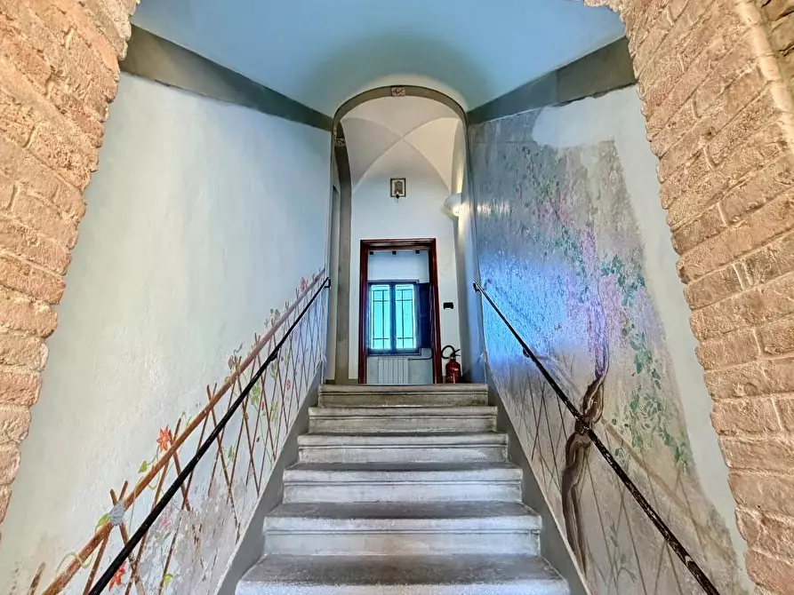 Immagine 34 di Villa in vendita  a San Miniato