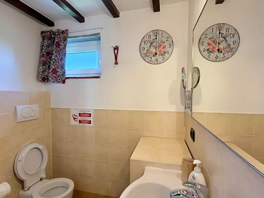 Immagine 50 di Villa in vendita  a San Miniato