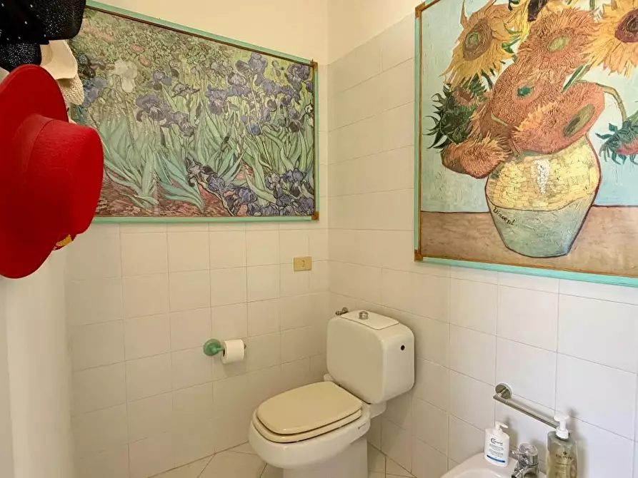 Immagine 17 di Villa in vendita  a San Miniato