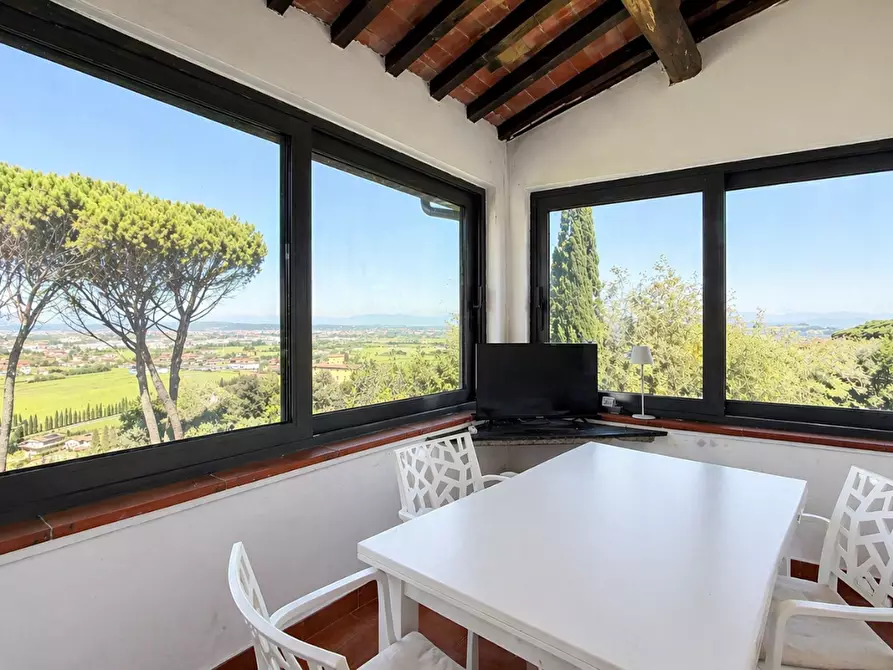 Immagine 3 di Villa in vendita  a San Miniato