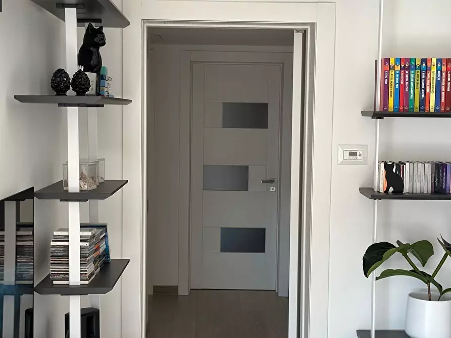 Immagine 11 di Mansarda in vendita  a Camaiore