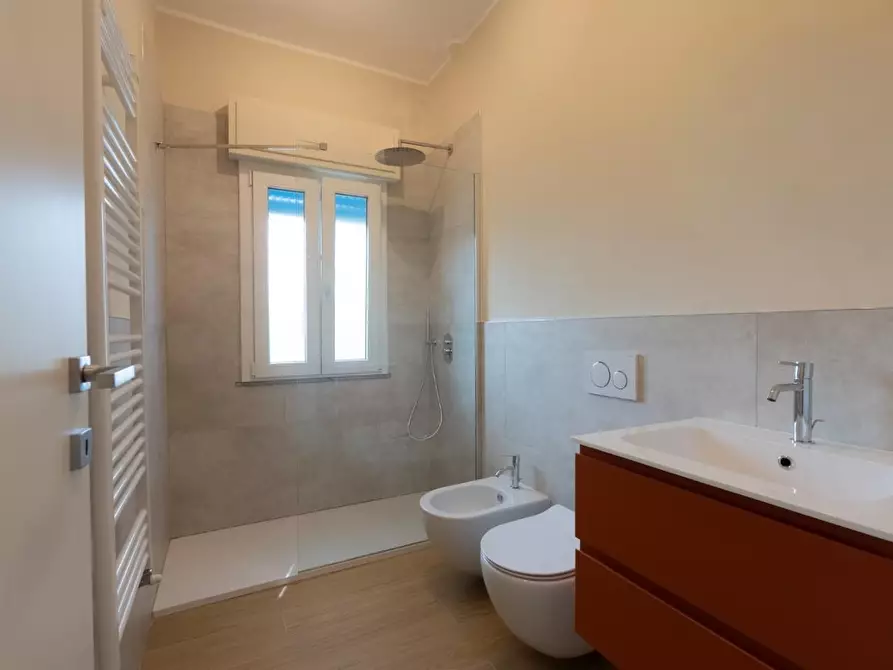 Immagine 4 di Appartamento in vendita  a Forte Dei Marmi