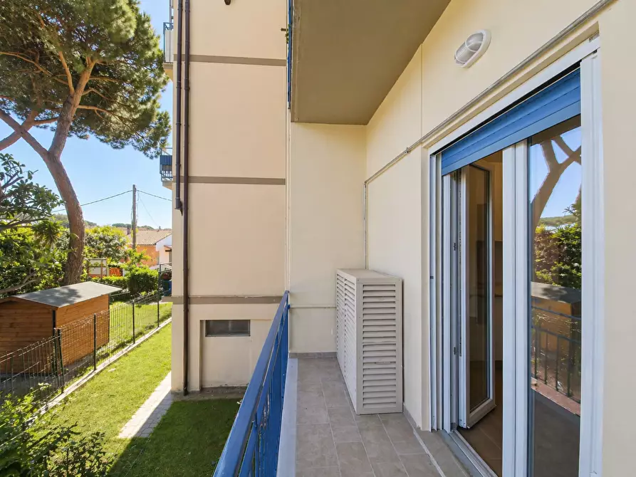 Immagine 14 di Appartamento in vendita  a Forte Dei Marmi