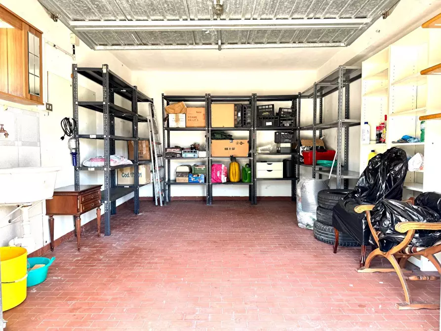 Immagine 49 di Appartamento in vendita  a Empoli