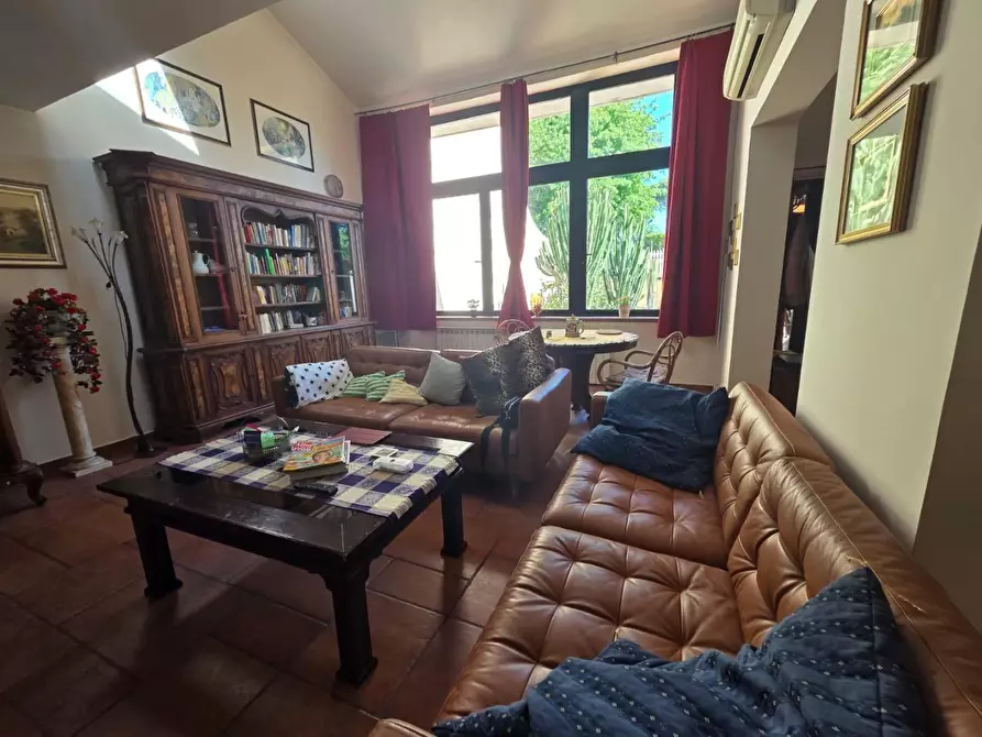 Immagine 9 di Villa in vendita  a Cecina