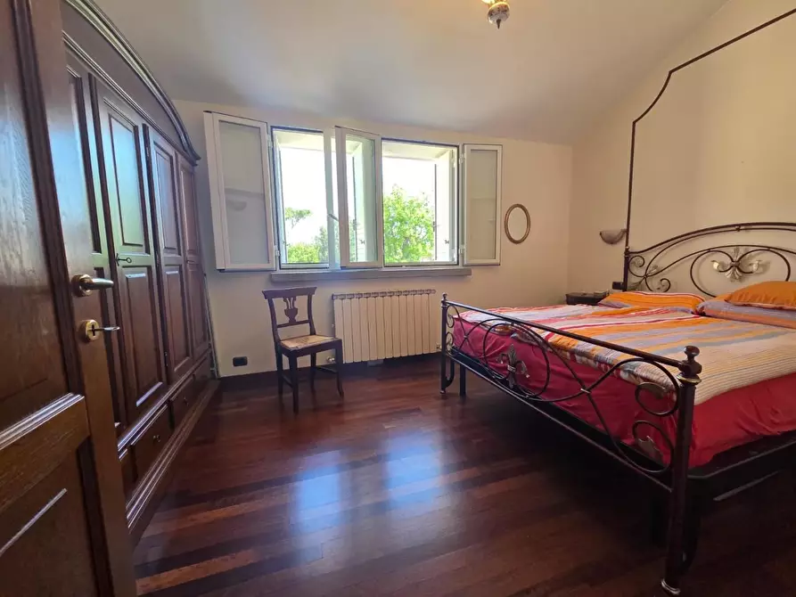 Immagine 10 di Villa in vendita  a Cecina