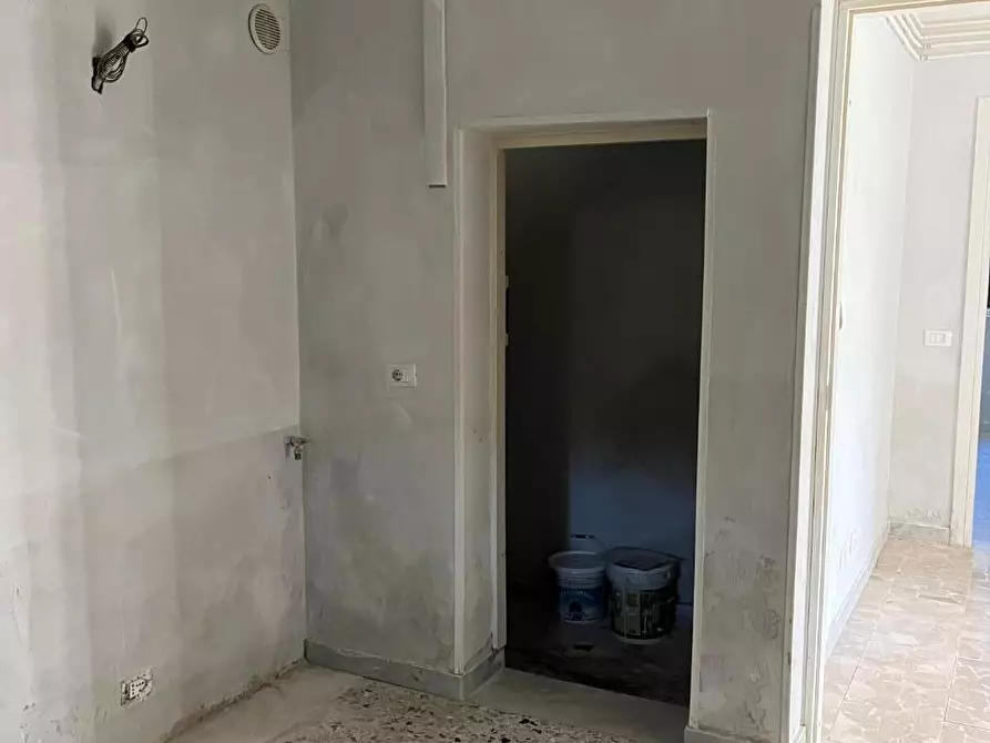 Immagine 9 di Casa semindipendente in vendita  a Massa