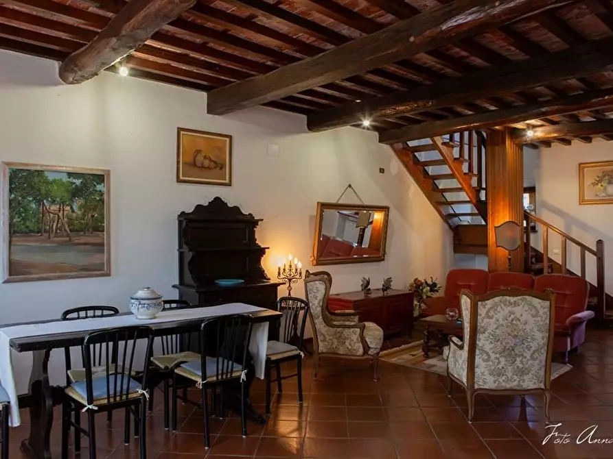 Immagine 44 di Casa colonica in vendita  a Lucca