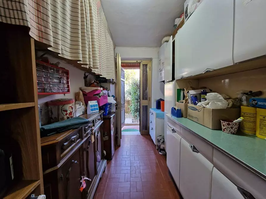 Immagine 18 di Villa in vendita  a Lucca