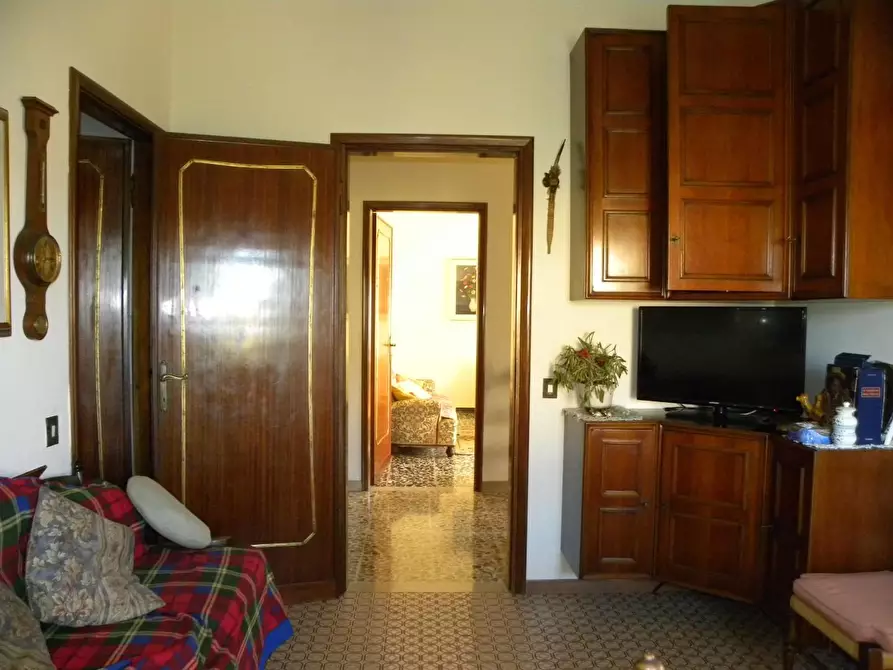 Immagine 31 di Villa in vendita  a Capannori