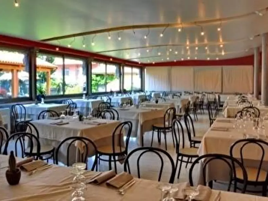 Immagine 13 di Bar / Ristorante in vendita  a San Mauro Torinese