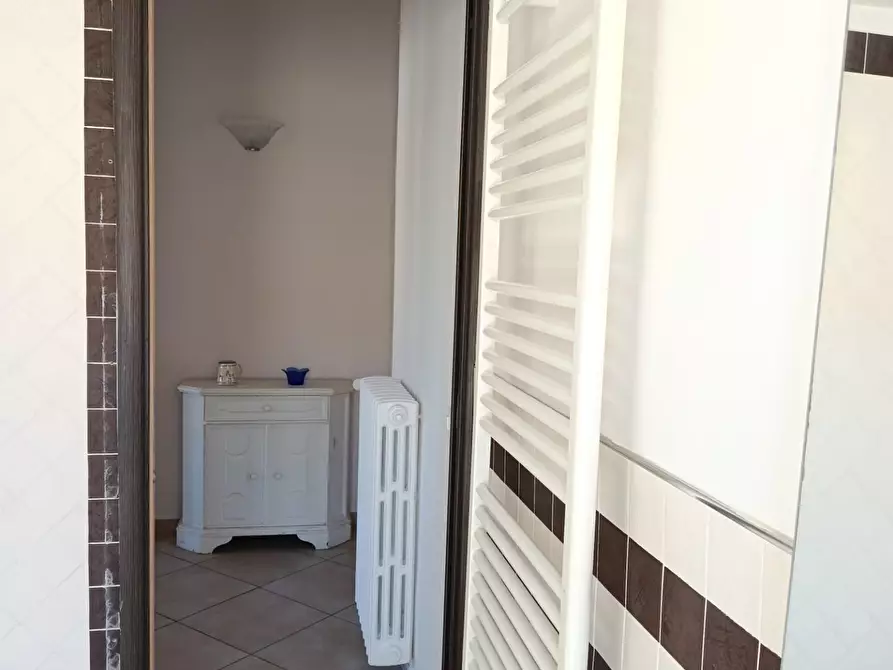 Immagine 8 di Appartamento in vendita  a Rosignano Marittimo