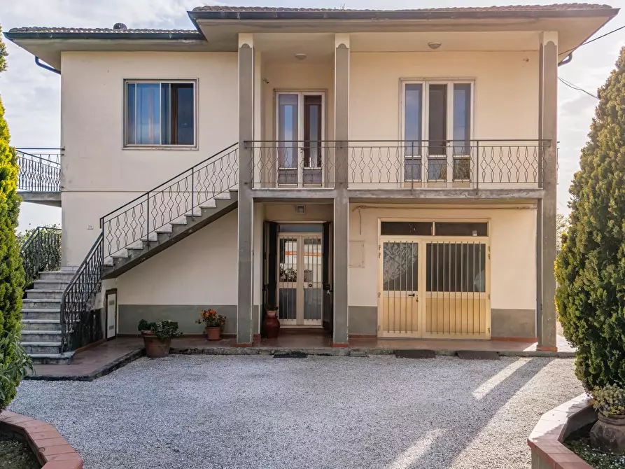 Immagine 4 di Casa indipendente in vendita  a Santa Maria A Monte