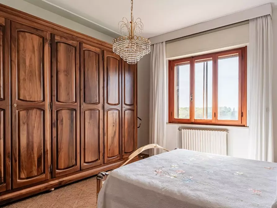 Immagine 25 di Casa indipendente in vendita  a Santa Maria A Monte