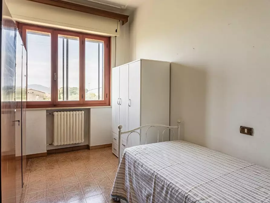 Immagine 21 di Casa indipendente in vendita  a Santa Maria A Monte
