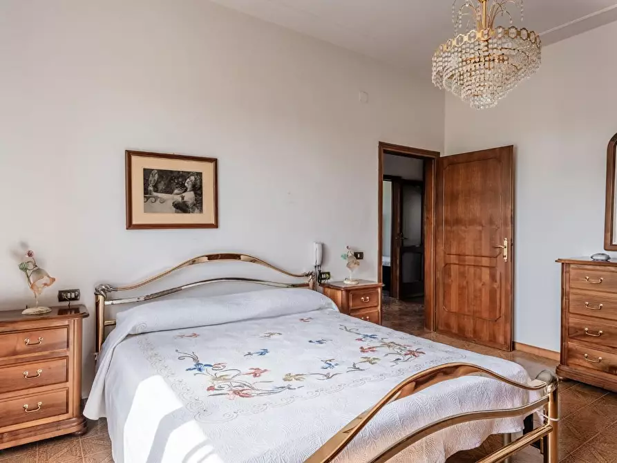 Immagine 26 di Casa indipendente in vendita  a Santa Maria A Monte