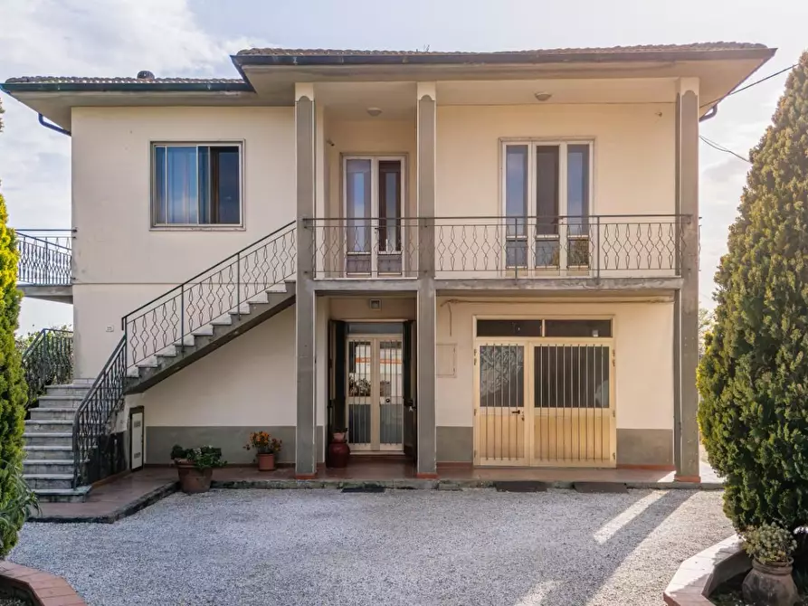 Immagine 1 di Casa indipendente in vendita  a Santa Maria A Monte