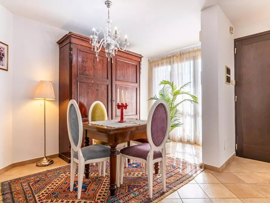 Immagine 14 di Villetta a schiera in vendita  a Cascina