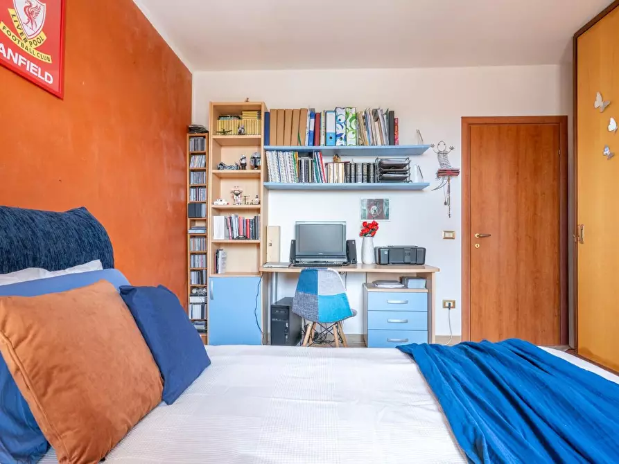 Immagine 46 di Villetta a schiera in vendita  a Cascina