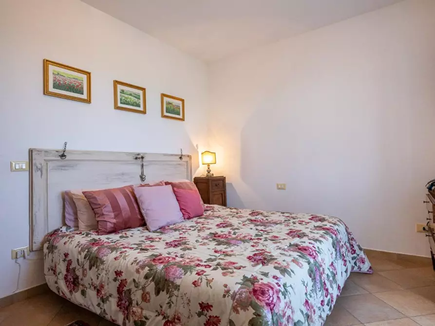 Immagine 60 di Villetta a schiera in vendita  a Cascina